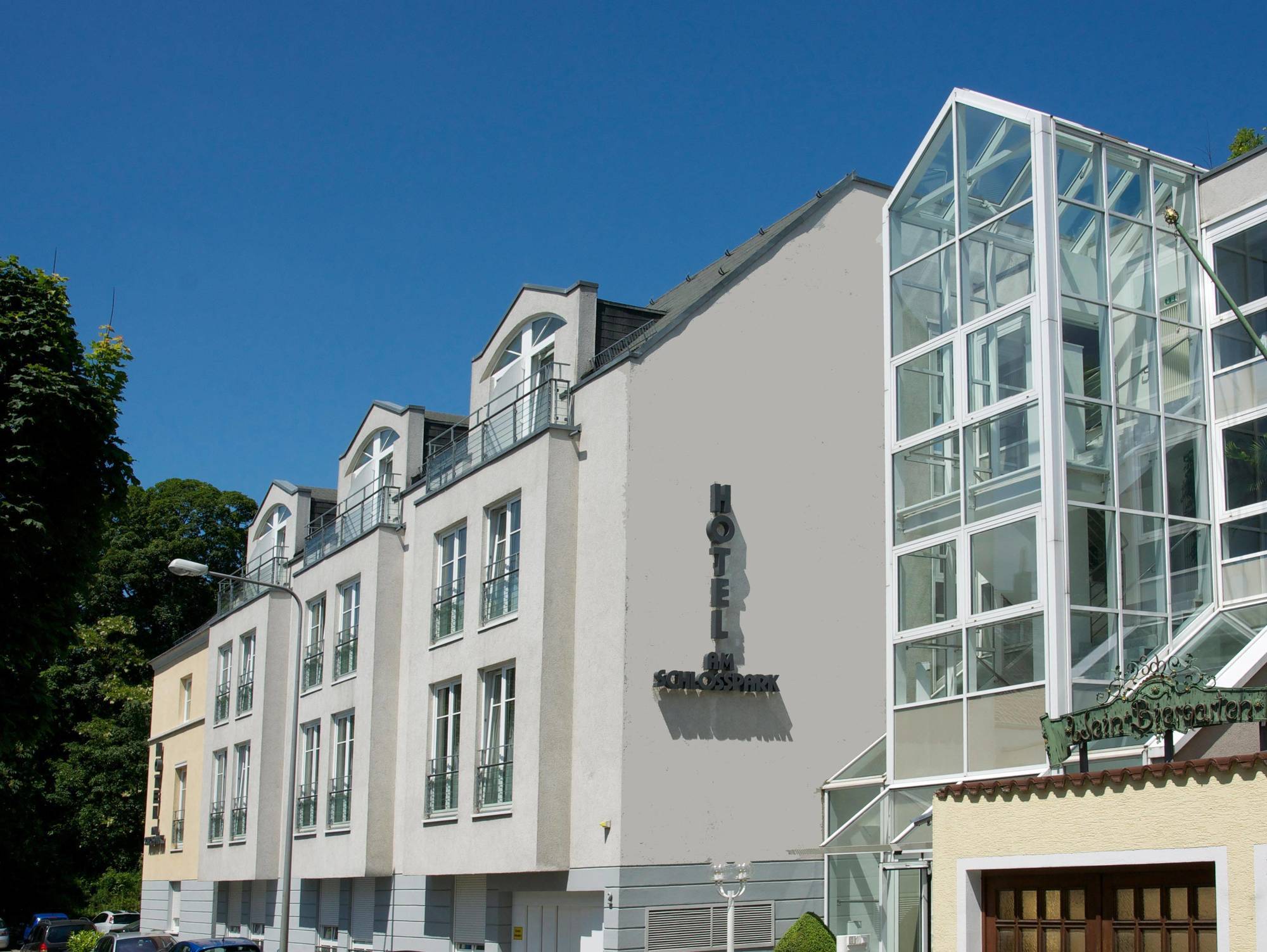 Hotel Am Schlosspark , Висбаден Экстерьер фото